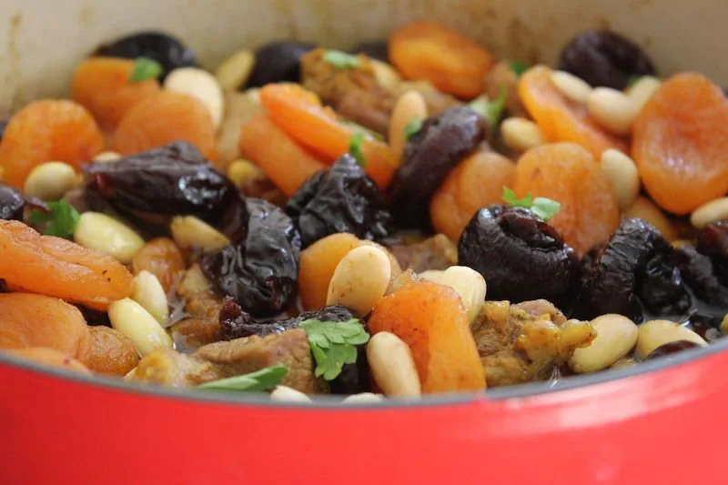 Tajine d'agneau aux abricots et pruneaux