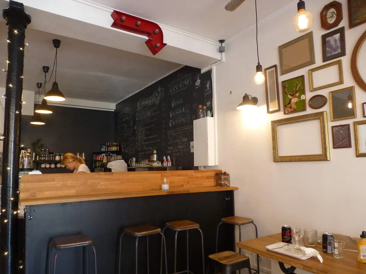 Bears & Raccoons - 21 Rue Richard Lenoir - 75011 Paris  -métro Voltaire ligne 9